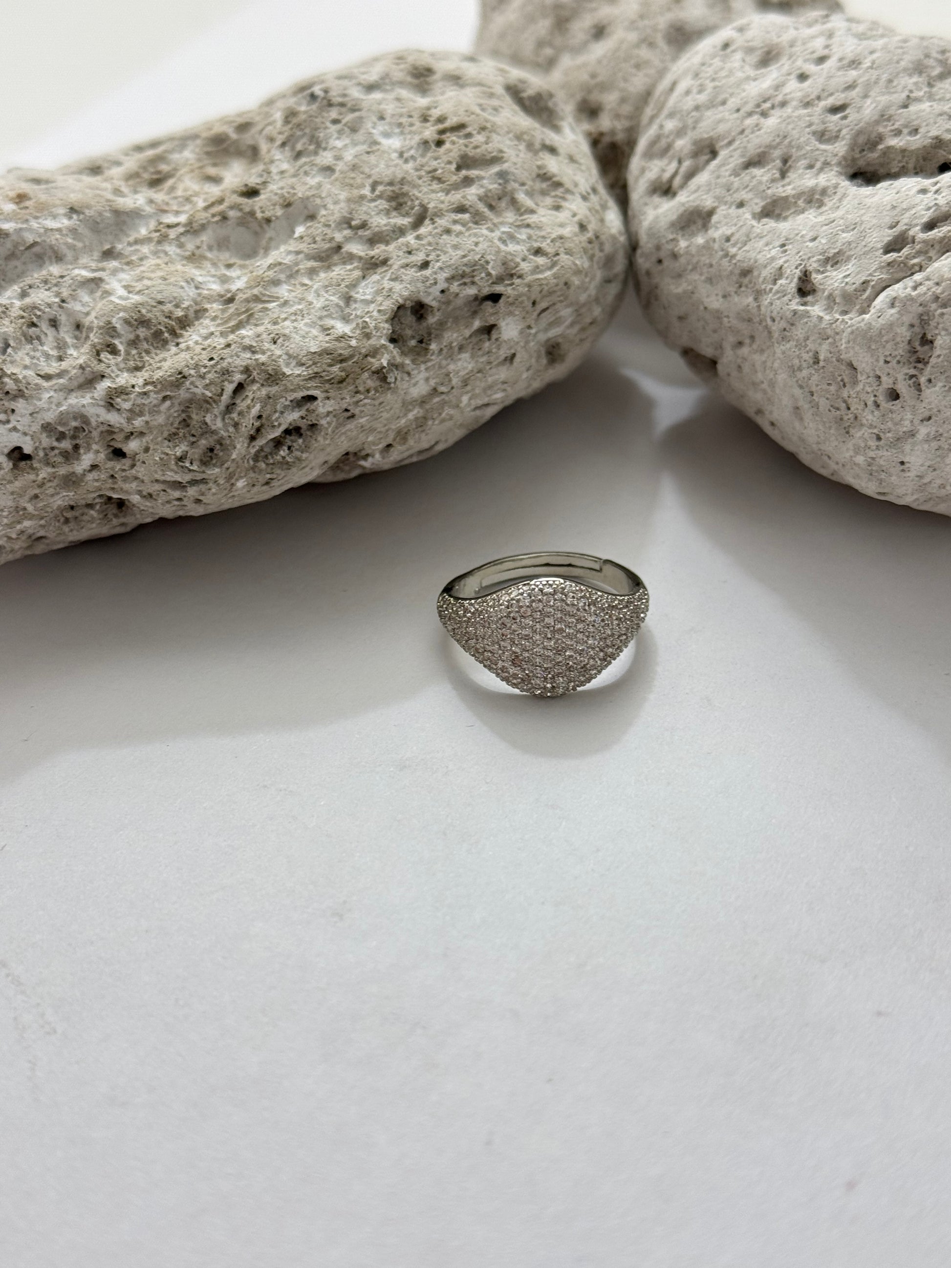 Anello Chevalier